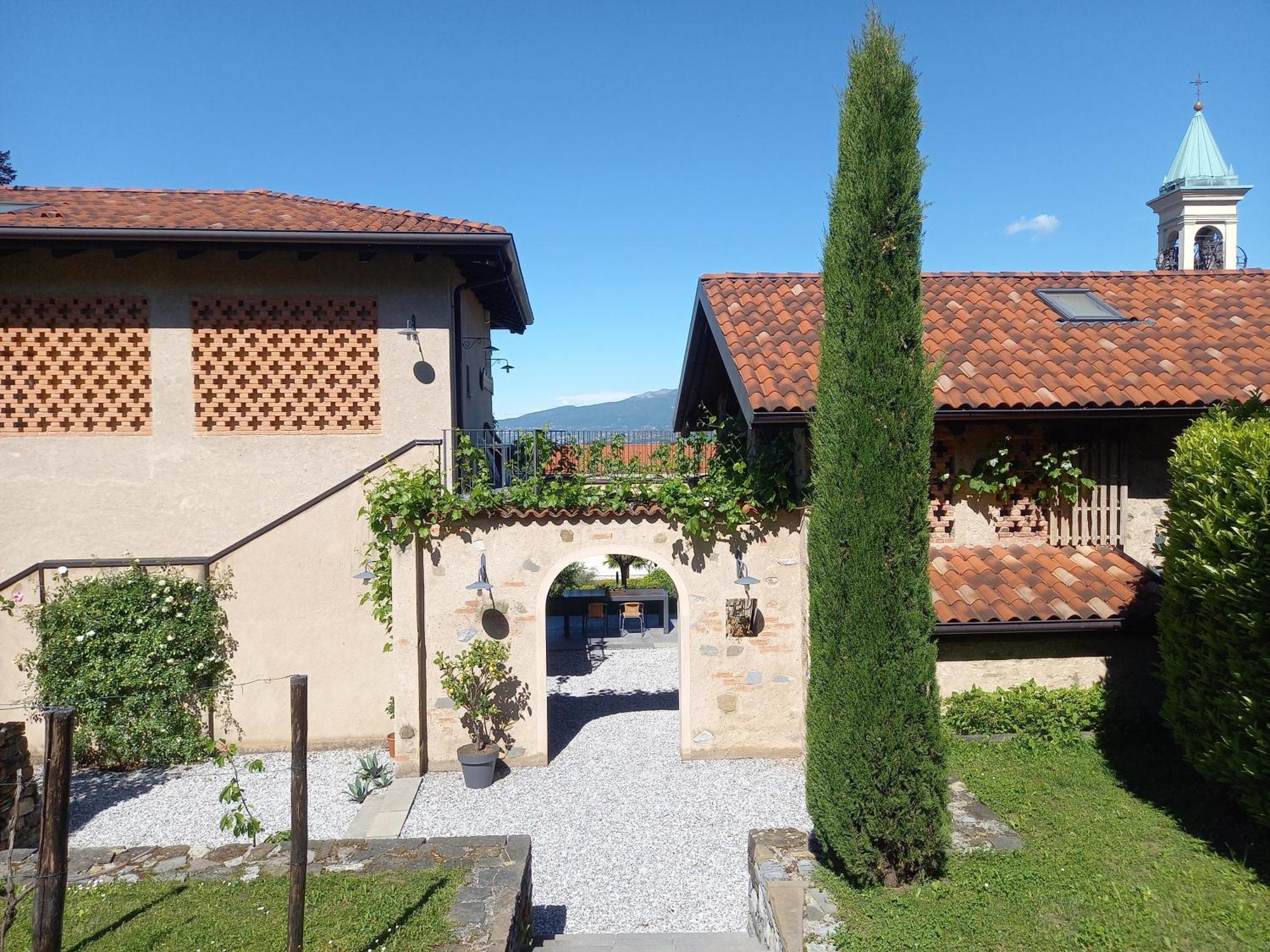 B&B Cascina La Cinciallegra Oggiono Eksteriør bilde