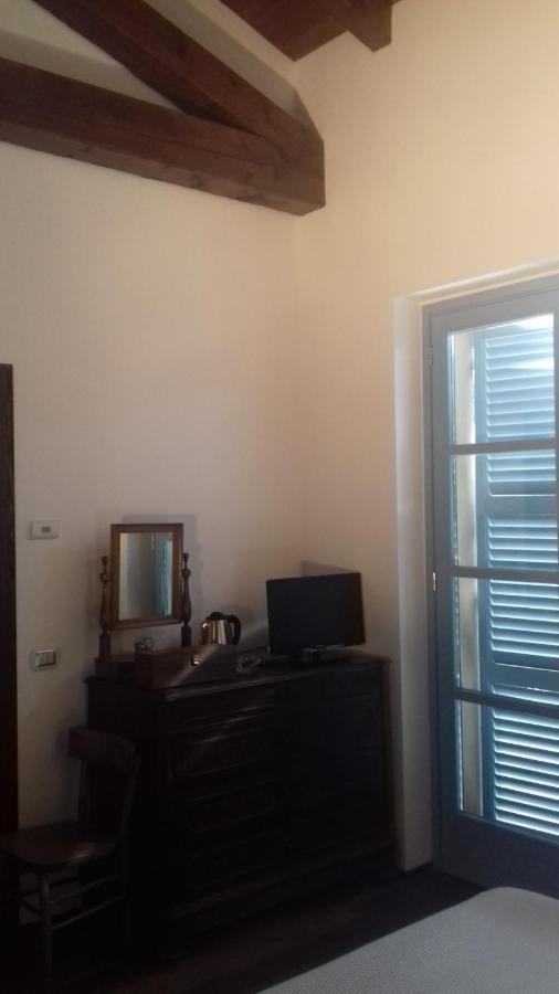 B&B Cascina La Cinciallegra Oggiono Eksteriør bilde